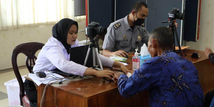 Imigrasi Pati Sudah Terbitkan 90 Persen Paspor Jemaah Calhaj di 5 Kabupaten