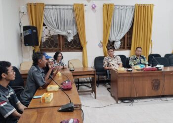 Warga Adukan Dugaan Korupsi Kades Dengkek ke DPRD Pati