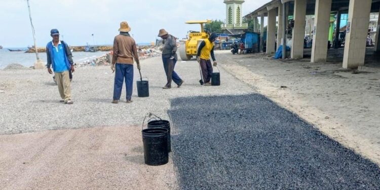 Perbaikan Empat Ruas Jalan Senilai Rp6,83 Miliar di Rembang Rampung