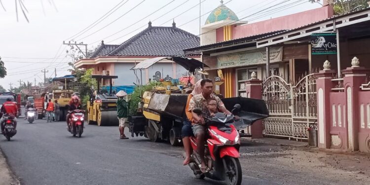 Pemprov Jateng Gelontorkan Rp17,8 M untuk Perbaiki 5 Jalan di Pati