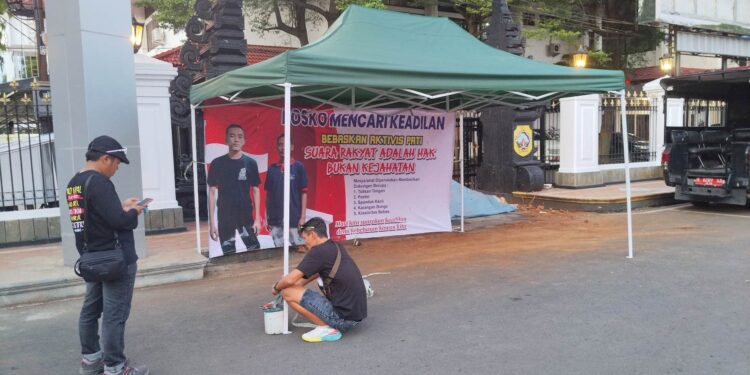 Warga Pati Kembali Dirikan Posko di Alun-Alun Sampai Botok Cs Bebas