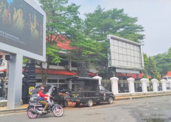 Cegah Pendirian Posko Ilegal, Mobil Satpol PP Siaga 24 Jam di Alun-Alun Pati