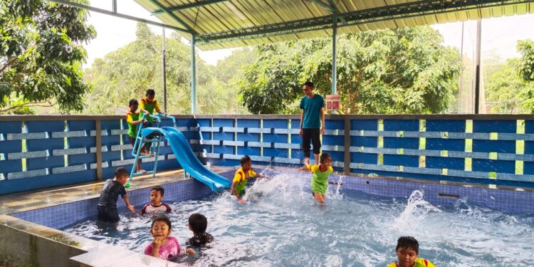 Libur Sekolah, Pengunjung Wisata Sumber Pelangi Soneyan Pati Membeludak