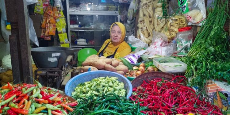 Harga Cabai Setan di Pati Tembus Rp80 Ribu Sekilo