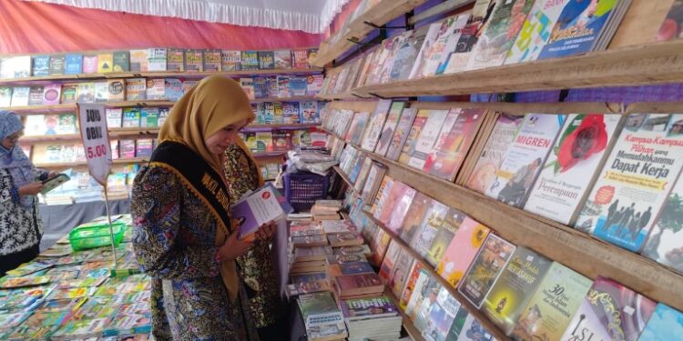 Festival Literasi Rembang, Pemkab Ajak Masyarakat Perkuat Budaya Membaca