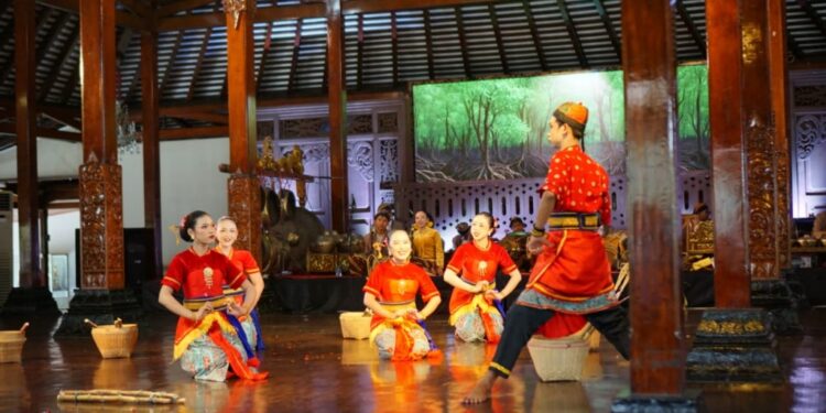 Rembang Jadi Penyaji Unggulan Pentas Seni di TMII Jakarta