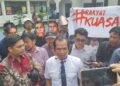 Kuasa Hukum: “Pasal yang Didakwakan pada Botok Cs Pasal Sampah”