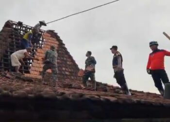 Angin Puting Beliung Terjang Gebang Pati, Puluhan Rumah Rusak