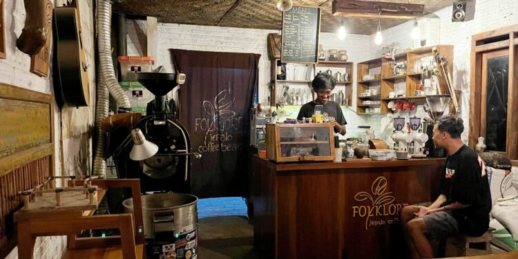 Tempat Ngopi di Jepalo Pati Ini Andalkan Suasana yang Bikin Iri Orang Kota