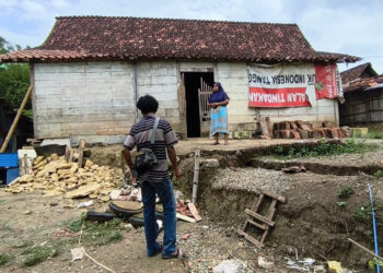 Warga 2 Kecamatan di Blora Dihantui Fenomena Tanah Ambles, Sejumlah Rumah Rusak