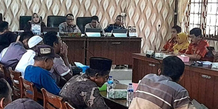 Terdampak Tol Semarang-Demak, Puluhan Petambak di Sayung Tuntut Ganti Rugi