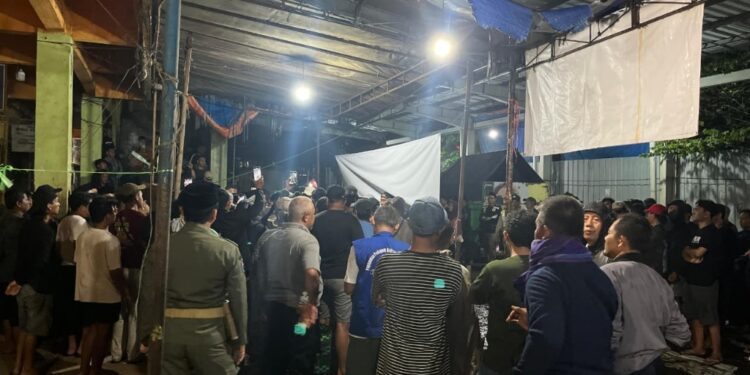 Relokasi Pedagang Sayur Pasar Bitingan Kudus Diwarnai Kericuhan