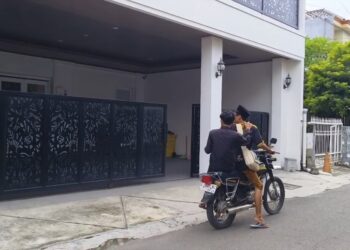 Usai Ditetapkan Tersangka Korupsi, Rumah Gus Yaqut di Rembang Sepi