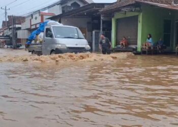 Sungai Piji Meluap, Jalan Alternatif Kudus-Pati Terendam Banjir hingga 50 Cm