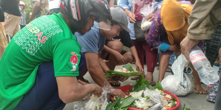 KPK Tangkap Sudewo, Seribuan Warga Pati Gelar Syukuran di Alun-Alun