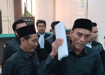 Kecewa Dituntut 10 Bulan Penjara, Teguh: Pati Kok Ada Jaksa Seperti Itu