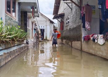 4 Warga Terdampak Banjir Pati Meninggal Terserang Leptospirosis