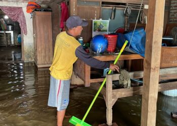 Baru Sehari Bersih-Bersih, Rumah Warga Mintobasuki Pati Kembali Kebanjiran