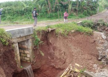 Pemkab Pati Tak Perbaiki Talud Jembatan Ambrol di Metaraman, Ini Alasannya