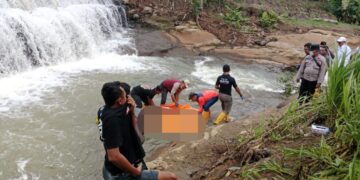 Warga Semirejo Pati Digegerkan Penemuan Mayat Tanpa Identitas di Sungai