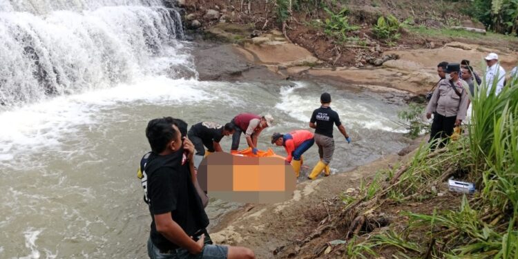 Warga Semirejo Pati Digegerkan Penemuan Mayat Tanpa Identitas di Sungai