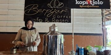 Menu Baru Pijar Park, Seduh Kopi Muria dari Panasnya Pasir Ala Turki