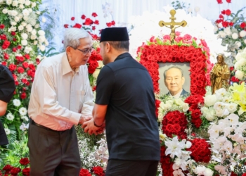 Kudus Berduka: Ribuan Pelayat Lepas Kepergian Sang Filantropis Bambang Hartono