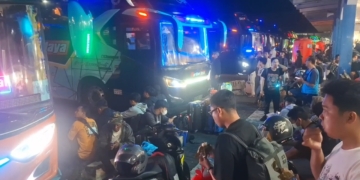 Imbas One Way, Penumpang Bus Jabodetabek Terlantar Berjam-jam di Terminal Kudus