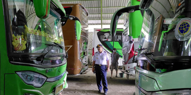 Jelang Mudik Lebaran, Dishub Pati Intensifkan Ramp Check di Garasi PO Bus
