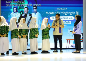 Mendag Dorong Desainer Muda Kudus Tembus Pasar Dunia Lewat Produk Lokal