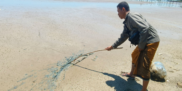 Bertahun-tahun Terdampak Limbah, Warga Banyudono Rembang Ancam Gugat Pabrik Ikan