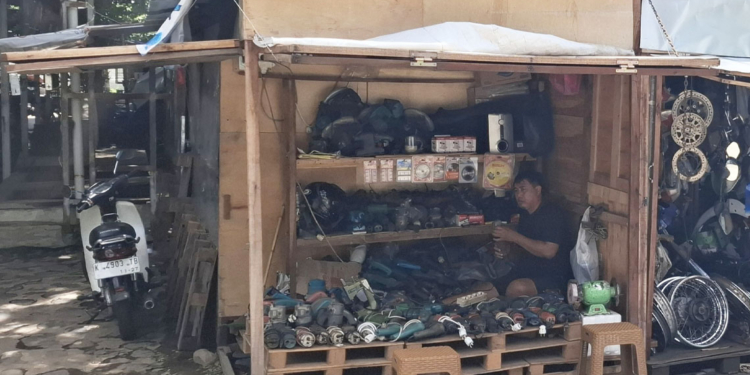 Tak Ada Anggaran, Pedagang Pasar Babe Diminta Pasang Sekat Sendiri