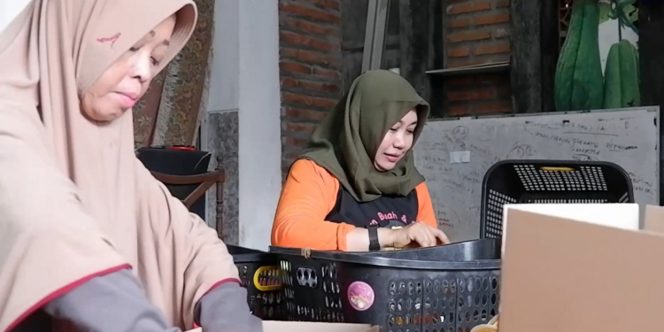 UMKM Kudus Kebanjiran Order Minuman Rempah hingga 15.000 Cup Jelang Lebaran