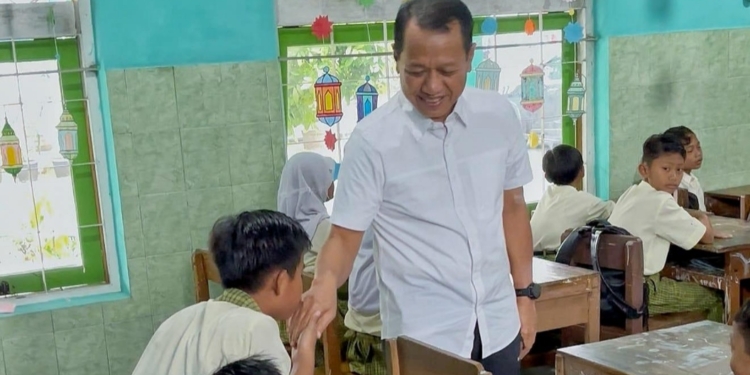 Tinjau Pesantren Kilat, Bupati Sam’ani Dorong Penguatan Karakter