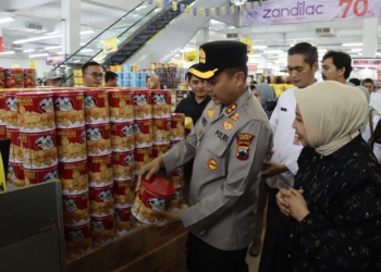 Kapolres Kudus Terjun Langsung Pantau Harga Pangan Jelang Lebaran