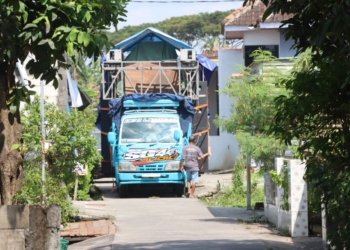 Polisi Tertibkan Sound Horeg Jelang Takbiran di Ngaluran Demak
