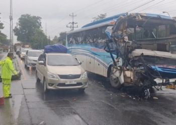 Bus Widji Lestari Hantam Tronton di Pantura Demak: Sopir Terjepit, 7 Orang Luka-luka