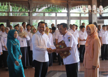 Lantik Eko Djumartono jadi Sekda Kudus, Sam’ani: Kalau Jadi Pejabat Harus Siap Dipaido