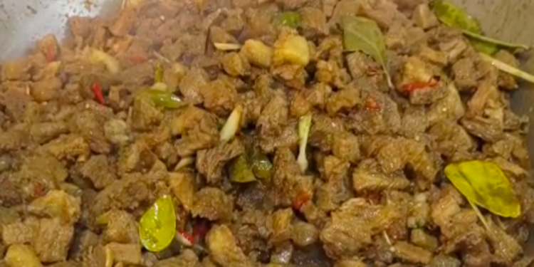 SPPG Tegaldowo Rembang Konsisten Sajikan Menu Daging Sapi