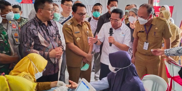 Kejar Target Presiden, Wamenkes di Pati: Pasien TBC Diobati, Rumah Tak Layak Direnovasi!