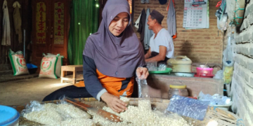 Tak Ada Yang Mustahil! Penjual Tempe di Pati Bisa Haji dari Nabung Rp10 Ribu Sehari