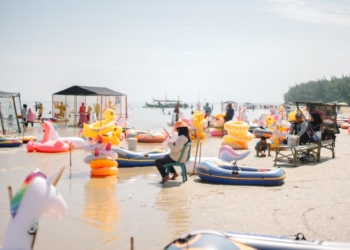 Karangjahe Beach, Primadona Wisatawan di Rembang yang Tak Pernah Luntur