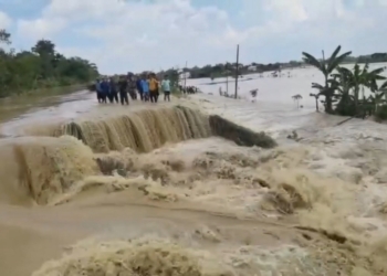 Jalan Alternatif Demak-Grobogan Putus Total Akibat Tanggul Sungai Tuntang Jebol