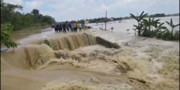Jalan Alternatif Demak-Grobogan Putus Total Akibat Tanggul Sungai Tuntang Jebol