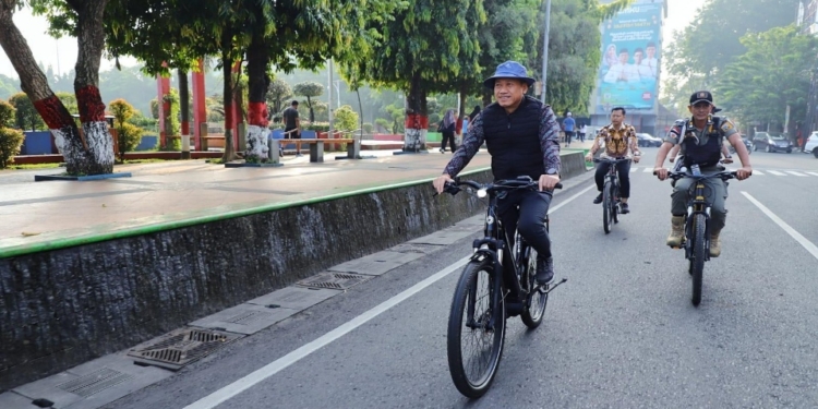 Berlakukan Selasa Bersepeda, Sam’ani Ajak Warga Kudus Hidup Sehat dan Hemat Energi