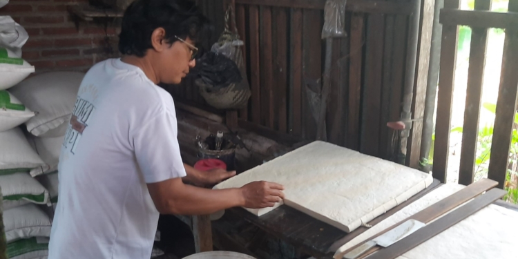 Gawat! Harga Kedelai Meroket, Perajin Tahu di Pati Kalang Kabut