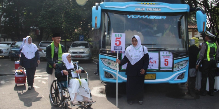 1.199 Calon Jemaah Haji Kudus Dibagi Lima Kloter, Diterbangkan Awal Mei