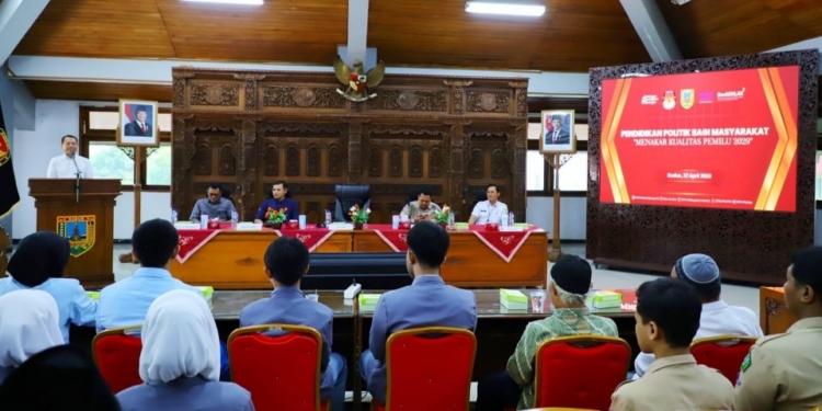 Sam’ani Ajak Pemilih Pemula di Kudus Jaga Integritas Demokrasi