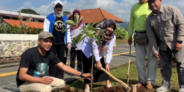 Peringati Hari Bumi, 1.000 Bibit Pohon Ditanam di Benteng Willem I Ambarawa