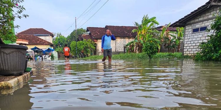 Banjir di Ketitangwetan Pati Makin Tinggi, 400 Rumah Terendam